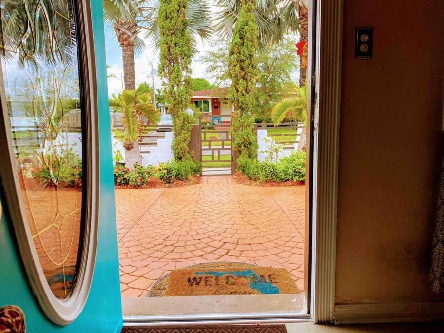 Ms. Marriott'S Str, Miami Villa Exterior photo