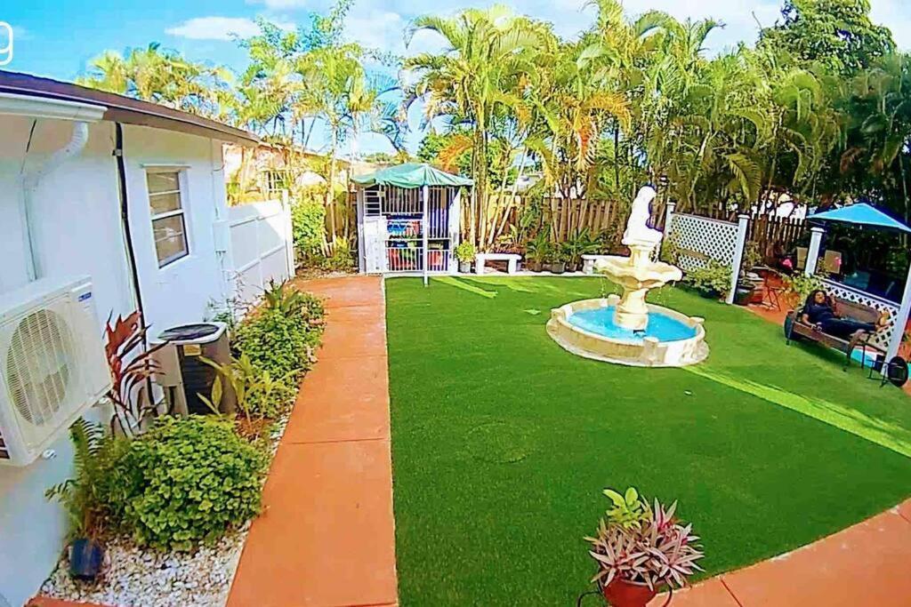 Ms. Marriott'S Str, Miami Villa Exterior photo